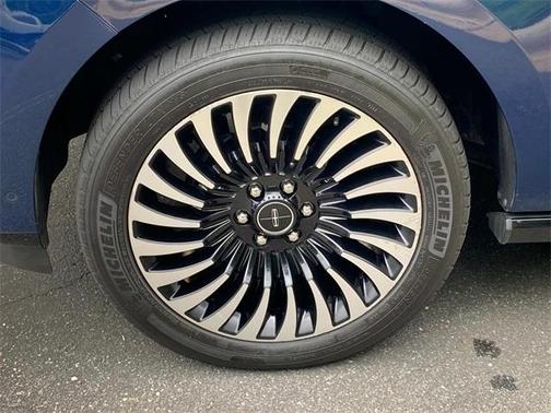 2018 Lincoln Navigator Black Label