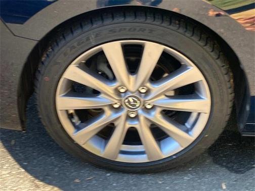 2022 Mazda Mazda3 FWD w/Preferred Package