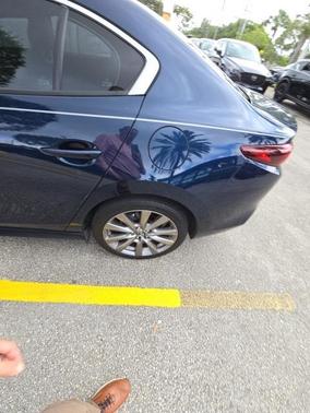 2022 Mazda Mazda3 FWD w/Preferred Package