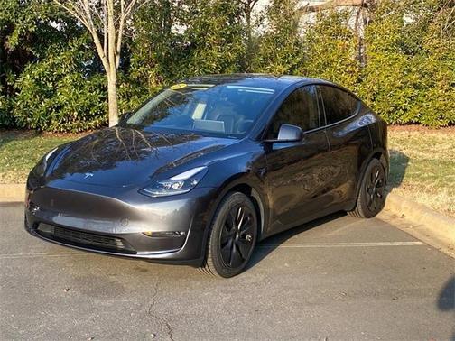 2025 Tesla Model Y Long Range