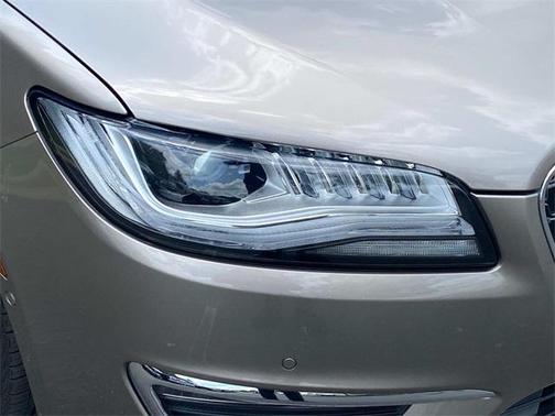 2020 Lincoln MKZ Reserve