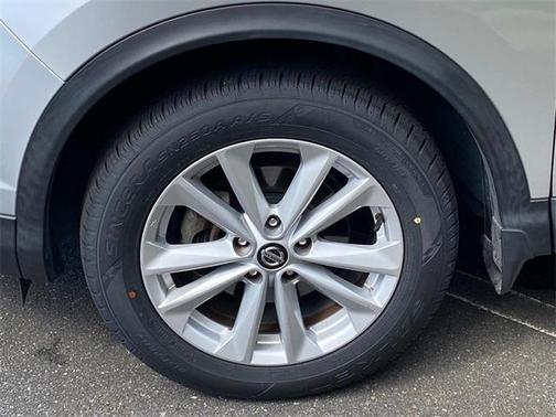 2019 Nissan Rogue Sport SV