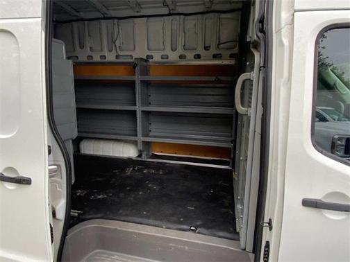 2019 Nissan NV Cargo NV2500 HD SV V6/SV V8