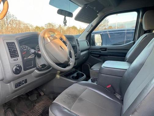 2019 Nissan NV Cargo NV2500 HD SV V6/SV V8