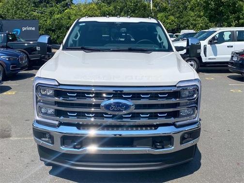 2025 Ford F-350 Lariat Super Duty