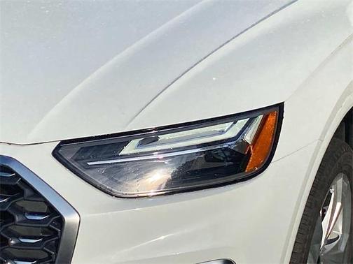 2024 Audi Q5 45 S line quattro Premium