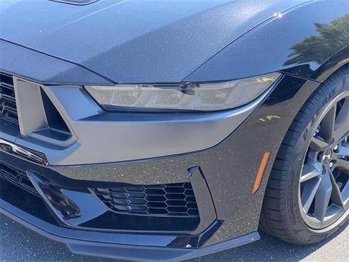 2025 Ford Mustang Dark Horse