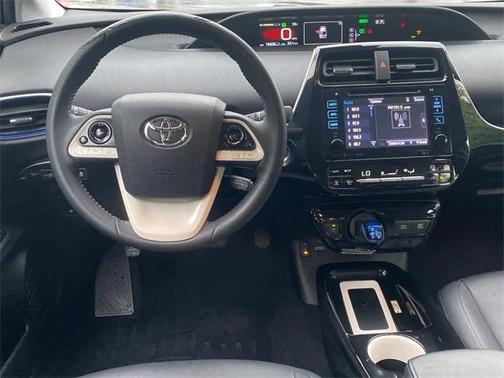 2016 Toyota Prius Four Touring
