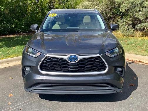 2021 Toyota Highlander Hybrid XLE