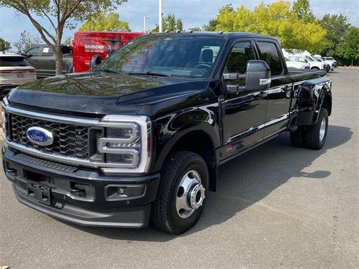 2025 Ford F-350 Platinum
