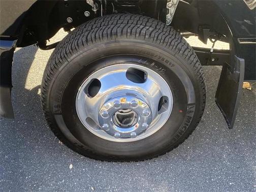 2025 Ford F-350 Platinum