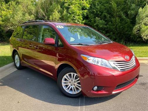 2015 Toyota Sienna XLE