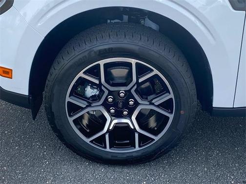 2025 Ford Maverick Lariat