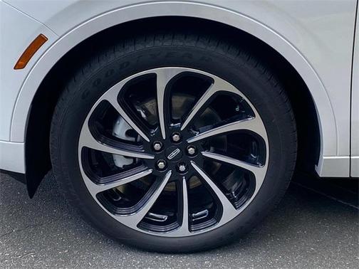 2024 Lincoln Nautilus Black Label