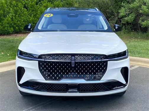 2024 Lincoln Nautilus Black Label