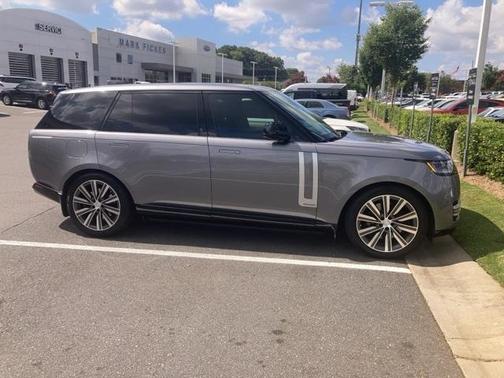 2025 Land Rover Range Rover AUTOBIOGRAPHY