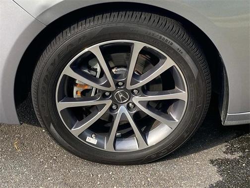 2017 Acura TLX V6 w/Technology Package