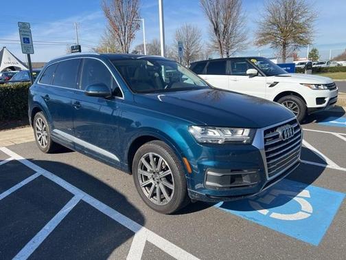 2019 Audi Q7 45 Premium Plus