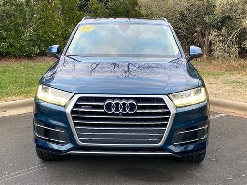 2019 Audi Q7 45 Premium Plus
