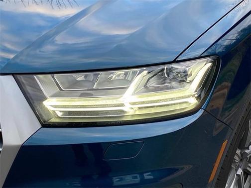 2019 Audi Q7 45 Premium Plus