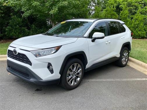 2019 Toyota RAV4 XLE Premium