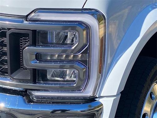 2026 Ford F-450 Lariat