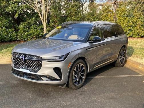 2024 Lincoln Nautilus Reserve