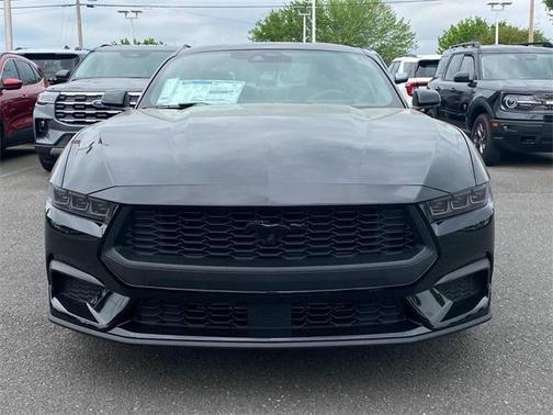 2025 Ford Mustang EcoBoost