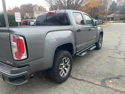 2022 GMC Canyon AT4 w/Leather