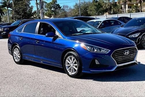 Lakeside Blue 2019 Hyundai SONATA SE