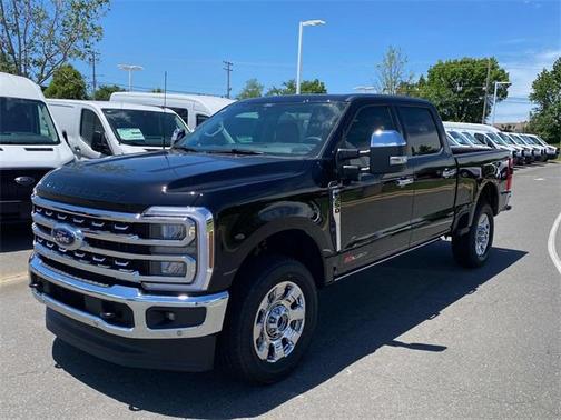 2025 Ford F-350 Lariat Super Duty