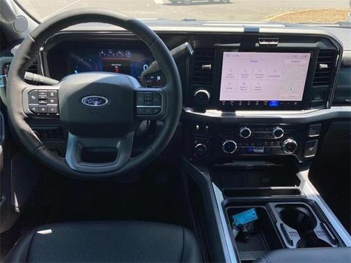2025 Ford F-350 Lariat Super Duty