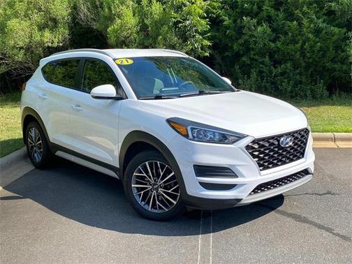 2021 Hyundai TUCSON SEL