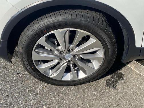 Summit White 2019 Buick Encore Preferred