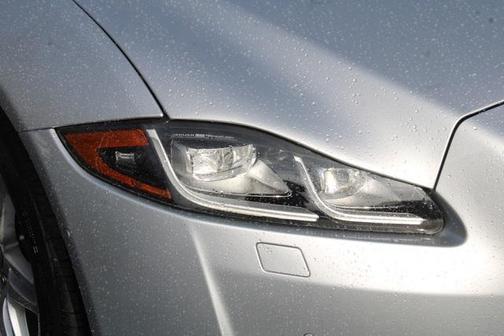 Photo 4 of 33 of 2017 Jaguar XJ XJL Portfolio