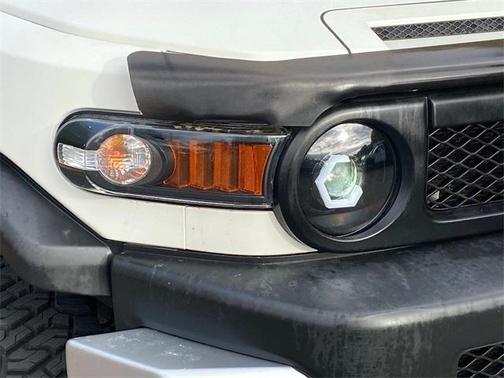 2012 Toyota FJ Cruiser Base