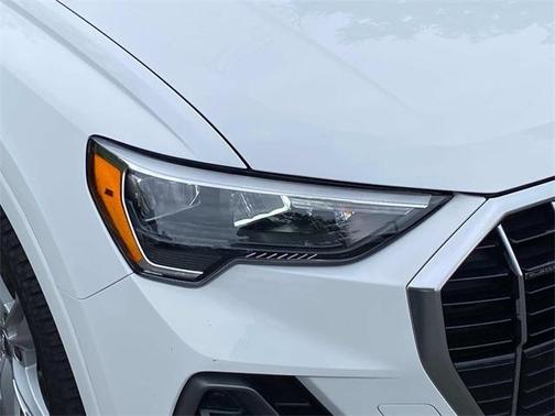 2020 Audi Q3 45 S line Premium
