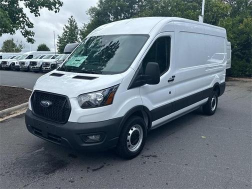 2025 Ford Transit-250 148 WB Medium Roof Cargo