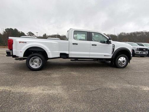 Oxford White 2026 Ford F-450 XL