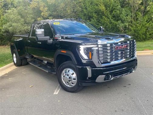 2025 GMC Sierra 3500 Denali