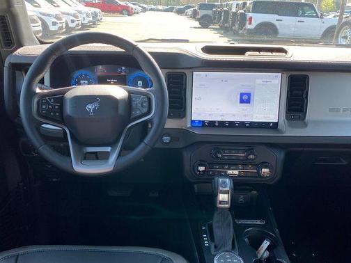 Desert Sand 2026 Ford Bronco Outer Banks