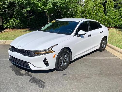 2022 Kia K5 LX