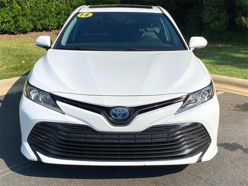 2018 Toyota Camry Hybrid LE