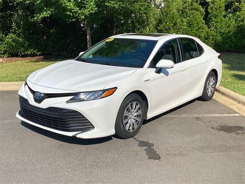 2018 Toyota Camry Hybrid LE