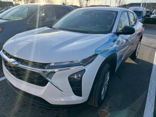 2024 Chevrolet Trax LS