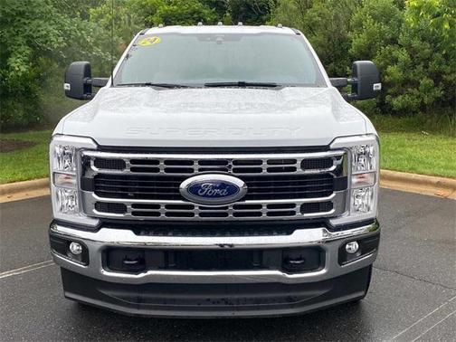 2024 Ford F-350 XLT