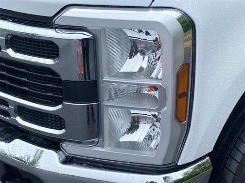 2024 Ford F-350 XLT