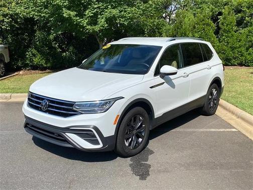 2024 Volkswagen Tiguan 2.0T SE