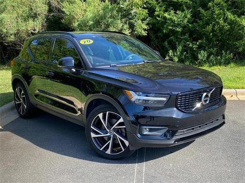2020 Volvo XC40 T5 R-Design