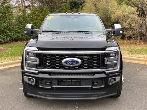 2025 Ford F-450 Platinum